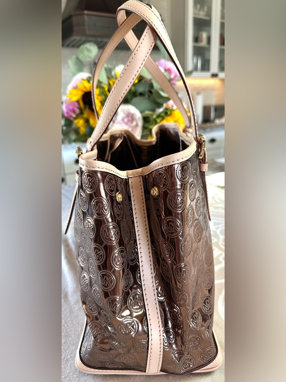 Michael Kors Grayson Cocoa Mirror Metallic Monogram Large Tote Bag - Picture 4 of 10